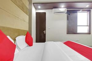 Hotel O OM
