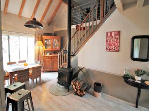 Cottage in Saint-Quirin by Lake & Town