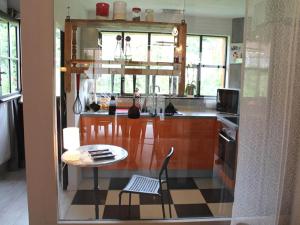 Cottage in Saint-Quirin by Lake & Town