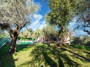 Villas Villa in Mouans-Sartoux with Pool & Beach : photos des chambres