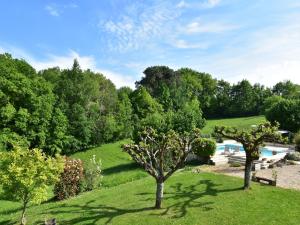 Luxury Villa in Dordogne with Pool & Privacy