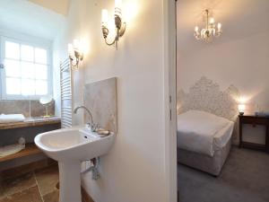 Maisons de vacances Luxury Villa in Dordogne with Pool & Privacy : photos des chambres