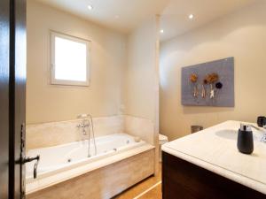 Villas Countryside Retreat near Narbonne : photos des chambres