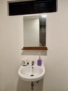 Minimalist studio unit