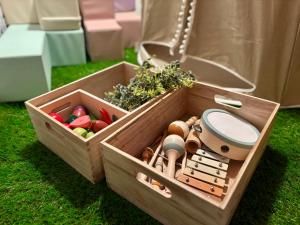 Forest Paw北軽井沢 広大な庭とウッドデッキのログハウス 専用キッズスペース 庭でのアスレチックやクワガタ採集