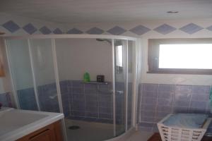 Maisons de vacances Villa in Gareoult with Private Pool : photos des chambres