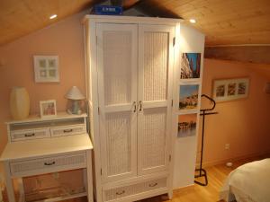 Maisons de vacances Villa in Gareoult with Private Pool : photos des chambres