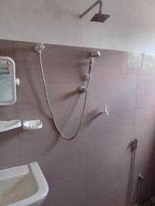 Master Bedroom with Lovely Environment