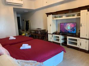 81NB Cozy Studio -City View, 2 Queen Beds, NAIA T3