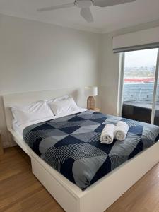 Oceanic Escape Top Floor 2 mins from beach