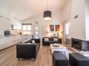 Villas Villa in Pouzols with Private Pool & Vineyards : photos des chambres