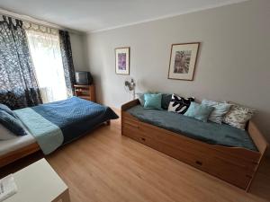 Apartment Stepana Bandery Street