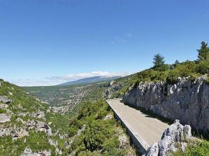 Villas Villa in Malaucene near Mount Ventoux : photos des chambres