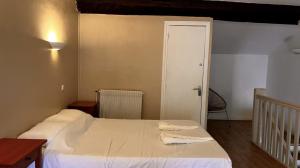 Appartements Le Relais de Solutre Parking Terrasse Cosy : photos des chambres