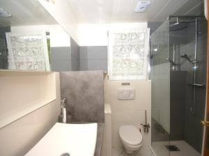 Chalets Ventron Chalet with Hill Views : photos des chambres