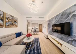 Modern one bedroom apartment in lotus creek beach