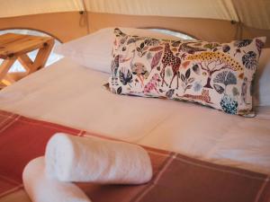 The Leadwood Safari Camp