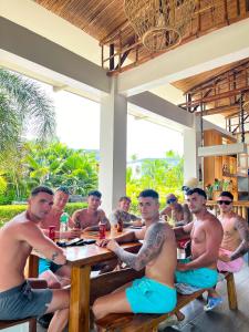 Red Picnic Hostel Panglao