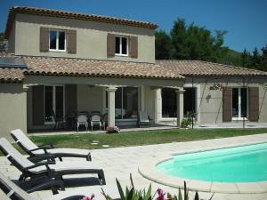 Villas Villa in Beaumes-de-Venise with Pool : photos des chambres