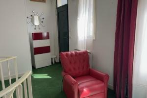 Maisons de vacances Cozy duplex with garden on the outskirts of Paris : photos des chambres