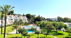 Jardines del puerto by Azahar Stay