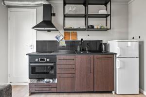 Sandefjord 1 bedroom kitchen and bathroom - Non smoking