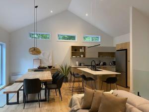 New chalet with Spa and Swimming pool - Le Must