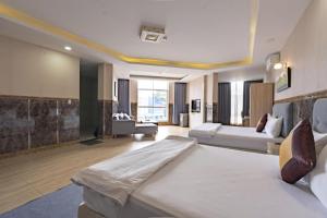 Tân Quý Đô Hotel