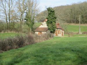 Maisons de vacances Holiday Home in Isenay near Lake and Forest : photos des chambres