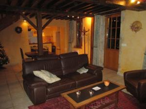 Maisons de vacances Holiday Home in Isenay near Lake and Forest : photos des chambres