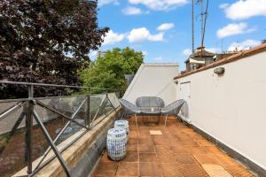 New! Charming 3BR House with Roof Terrace, Zone 1