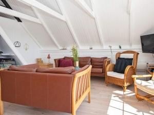 6 person holiday home in Ringkøbing-By Traum