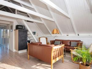 6 person holiday home in Ringkøbing-By Traum