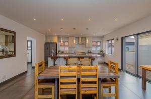 Daltons, Langebaan, 6-sleeper