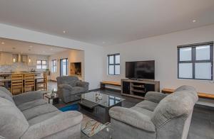 Daltons, Langebaan, 10-sleeper