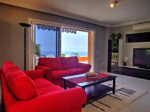 Bungalow La Quinta Park Suites