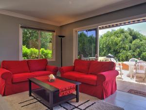 Bungalow La Quinta Park Suites