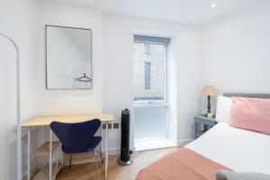 Large Bright 4-Bedroom Flat, heart of Shoreditch, large balcony