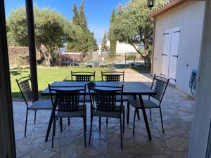 Montbrun Vineyard Escape