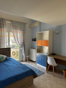 Πανέμορφη τριόροφη μεζονέτα σε οικισμό