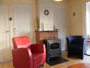 Cosy Holiday Home in Maarheeze with Verandah