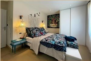 Villas La ou le Ciel est ne Beau mas pierres et contemporain sur grande propriete vue Mont Ventoux dentelles de Montmirail : photos des chambres