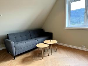 Cozy penthouse retreat with amazing views