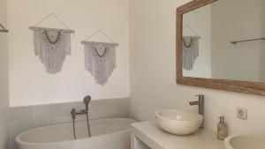 Villa Vaimala 4BR Pool Tropical Home Seminyak