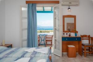 Hotel Three Lakes
