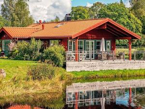6 person holiday home in BODAFORS