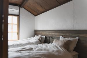 Ryukyu Traditional House Inn TaminatoInn 6guests with Japanese-style rooms田港邸 6名宿泊 和室あり