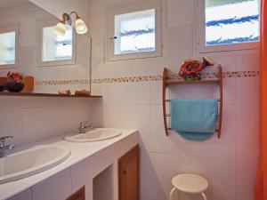 Maisons de vacances Cosy Holiday Home in Cargese Corse-du-Sud near Sea : photos des chambres