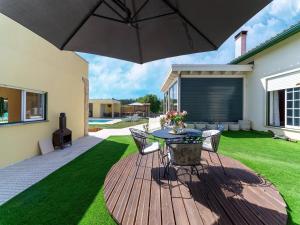 Rural holiday home in Netos-Almagreira with shared pool