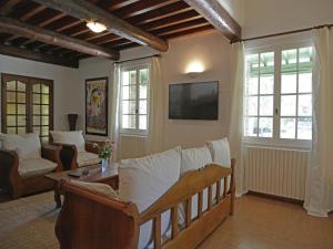 Villas Elegant Mansion in Provence : photos des chambres